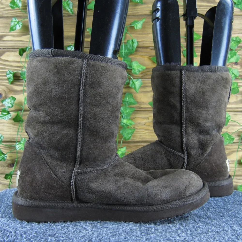 UGG Australia Classic Short Brown Suede Shearling Boots Women 7 Warm Comfort‎